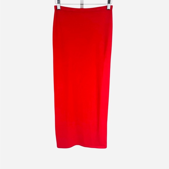 AEXAE Red Knit Maxi Skirt Size S NWT – Luxury Ribbed Stretch Skirt - Picture 3 of 6